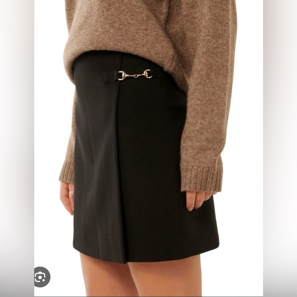 Ever New Black Mini Skirt with Gold Accent - Picture 5 of 10